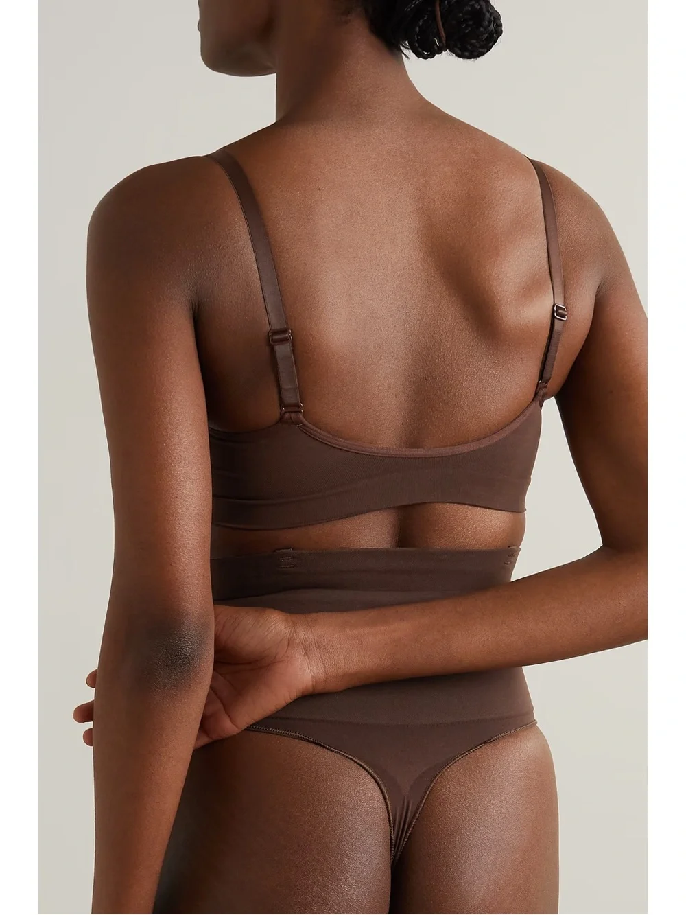 SKIMS Seamless Sculpt Bralette - Cocoa Large - Picture 3 of 6